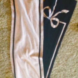 Black and pink scarf